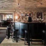 Almhof Schneider Hotel Lech am Arlberg