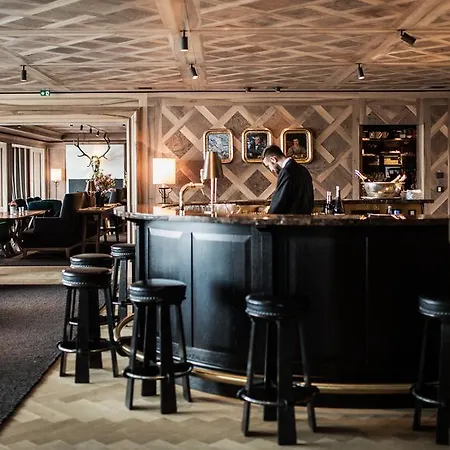 Almhof Schneider Hotel Lech am Arlberg